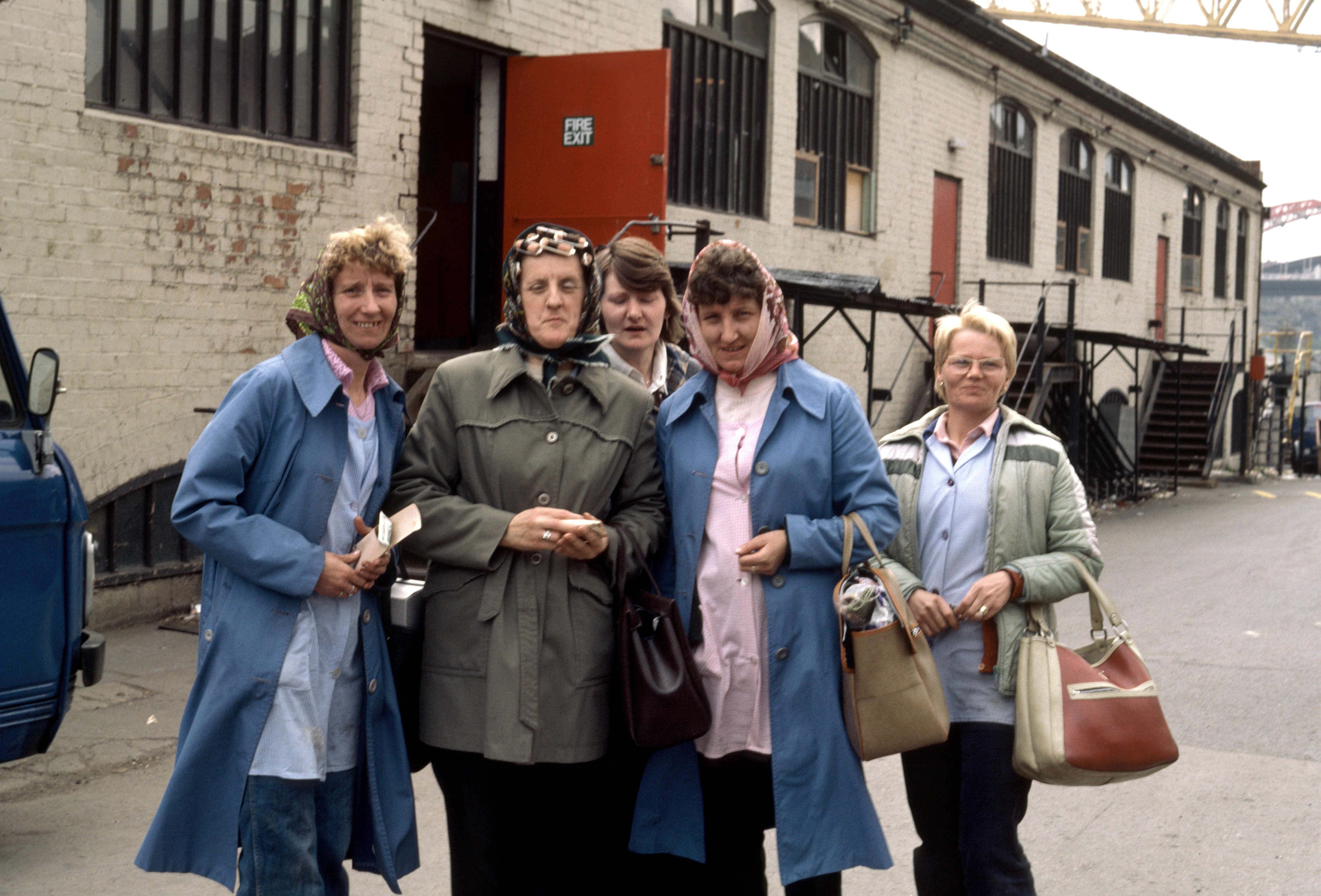 Photo of women workers at a Sunderland shipyard in the early 1980s